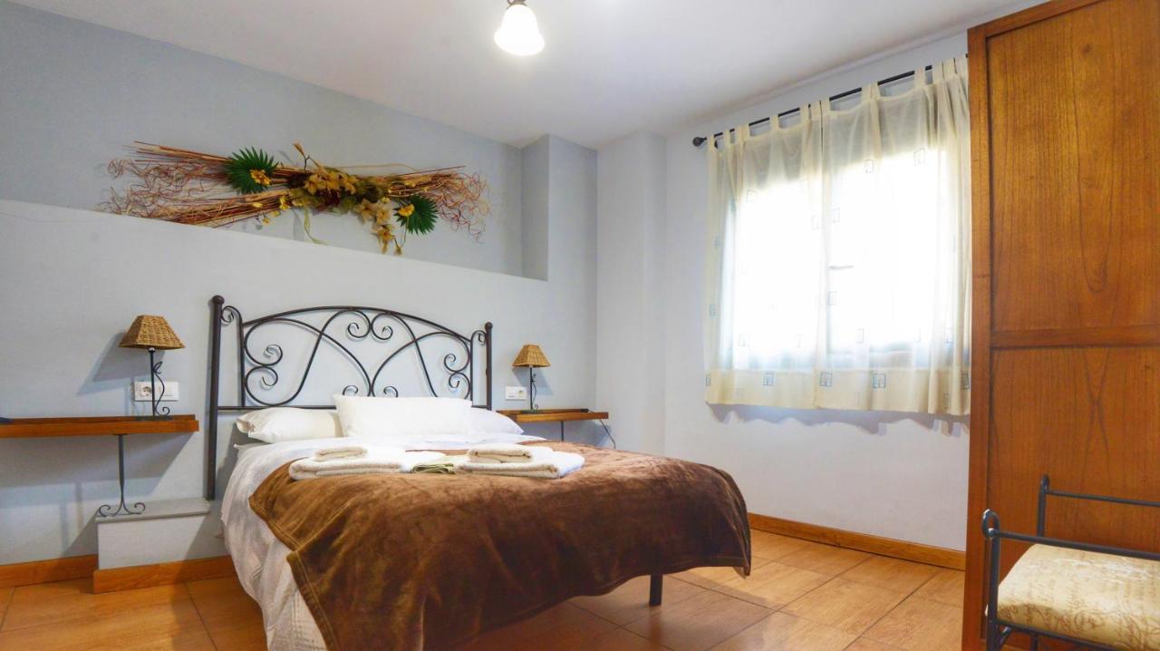 Apartamentos Rurales La Vera คารันดียา เดลา เบรา ภายนอก รูปภาพ